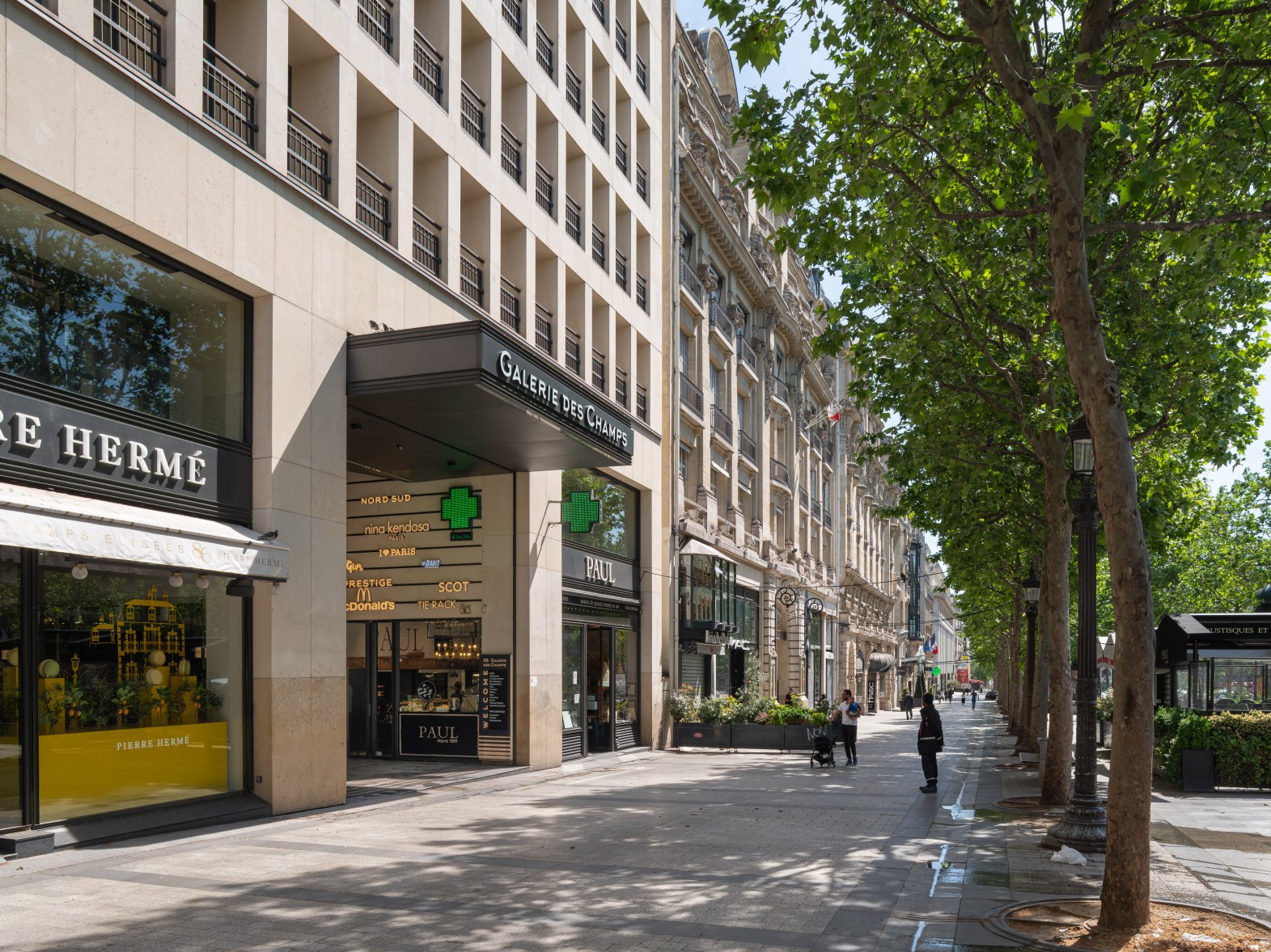 SRA Architectes  Galeries Lafayette - Champs Elysées